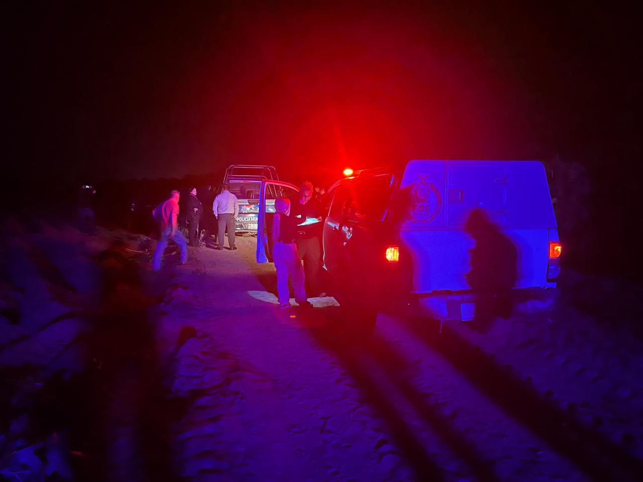 $!Hallan cuerpo envuelto en bolsas en la carretera La 50, en Navolato