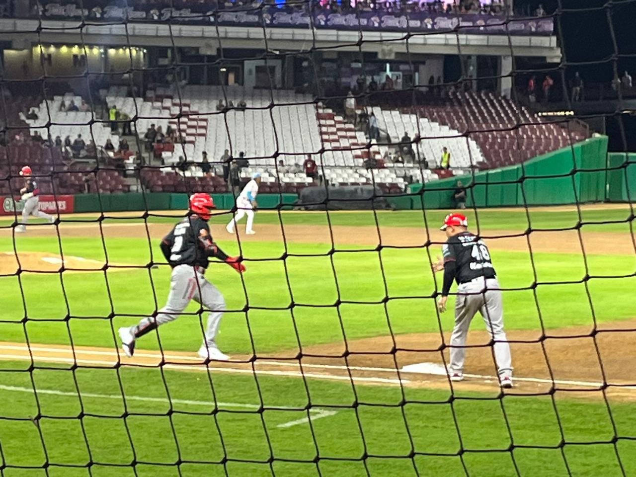 $!Tomateros cae en entradas extras ante Mayos