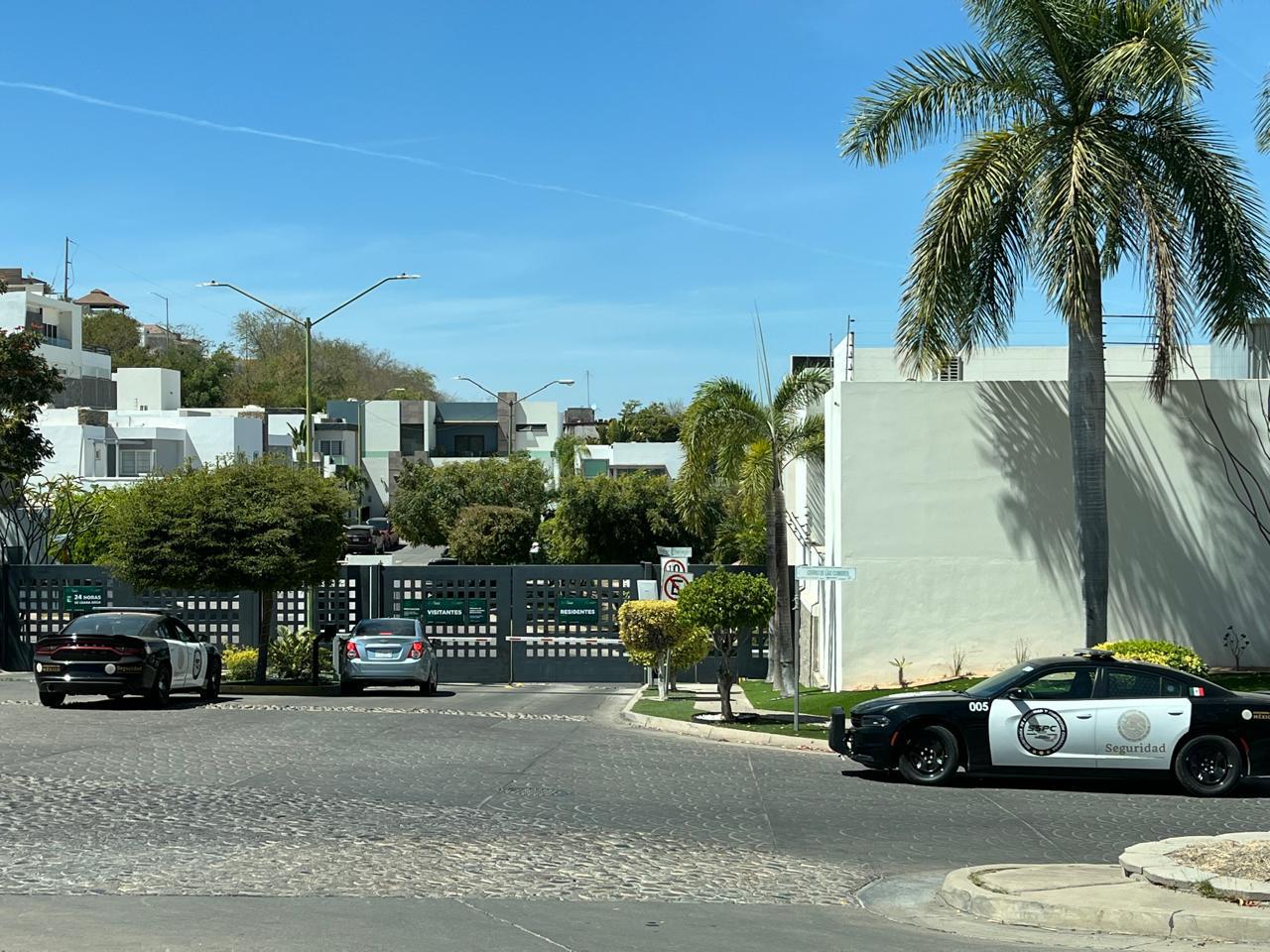 $!Atacan a balazos dos domicilios de la privada Altezza, en Culiacán