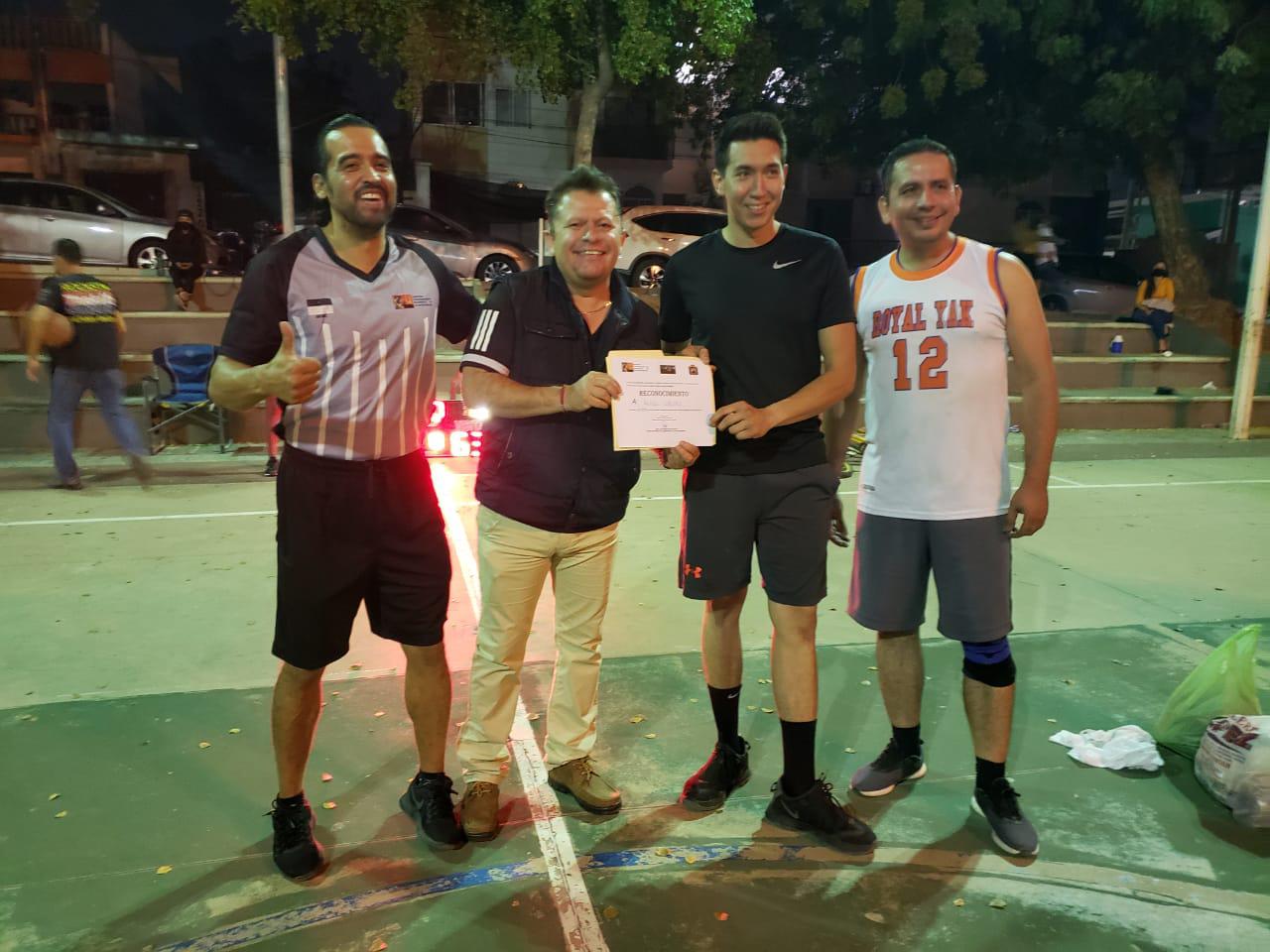$!Premian a lo mejor del Torneo de Basquetbol de la Categoría Libre