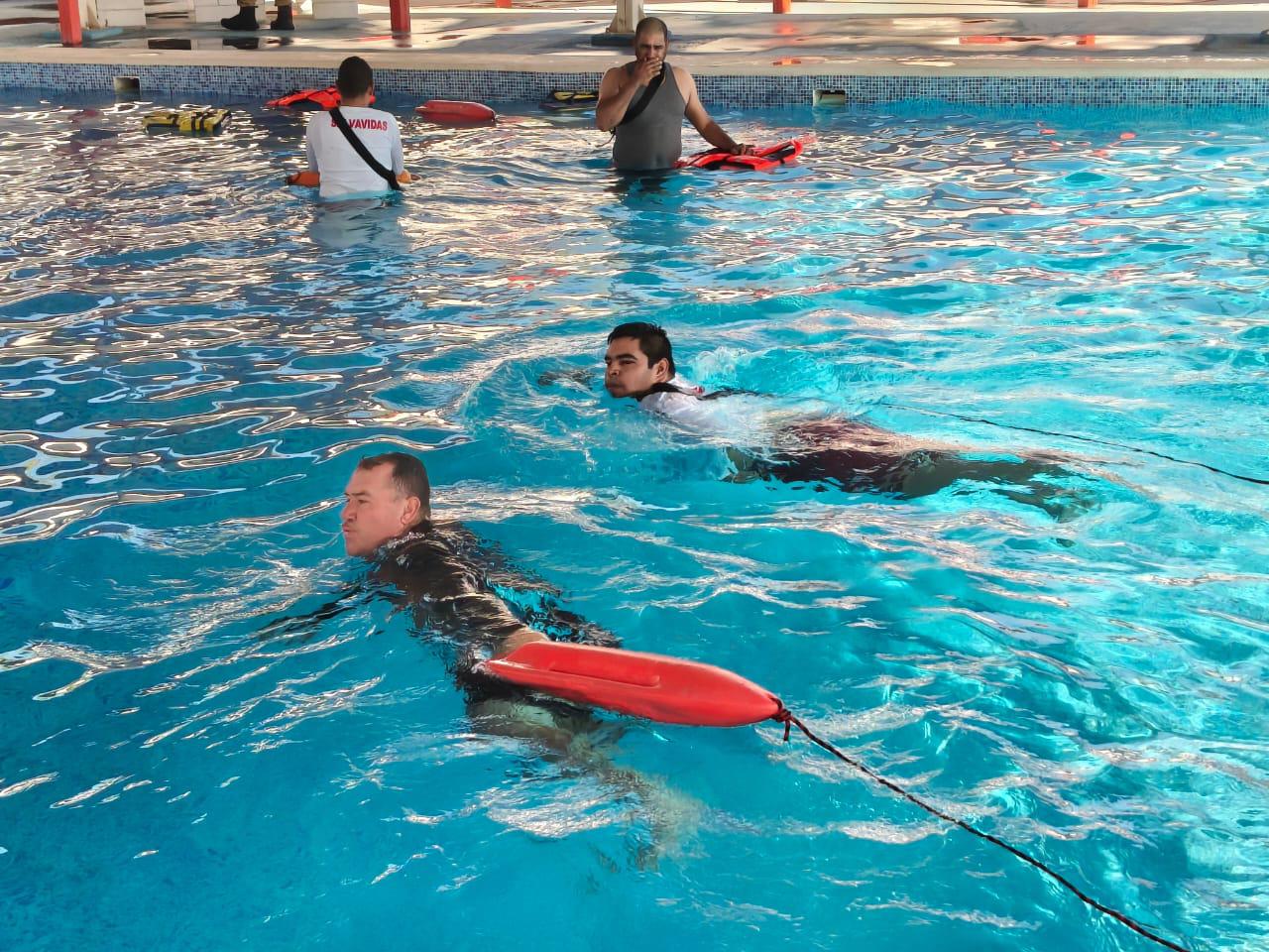 $!Protección Civil Rosario mantiene capacitación de salvavidas previo a la Semana Santa