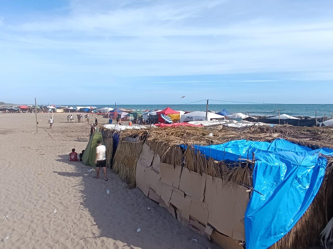 $!Fiestas del Mar de Las Cabras recibe hasta 40 mil asistentes en una noche y suma polémicas