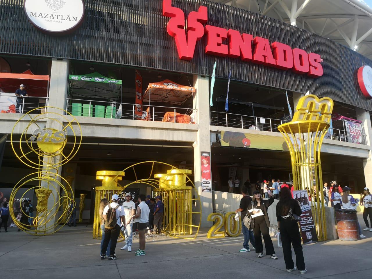 $!Venados de Mazatlán rinde homenaje a la Banda MS con un pequeño museo en su honor.