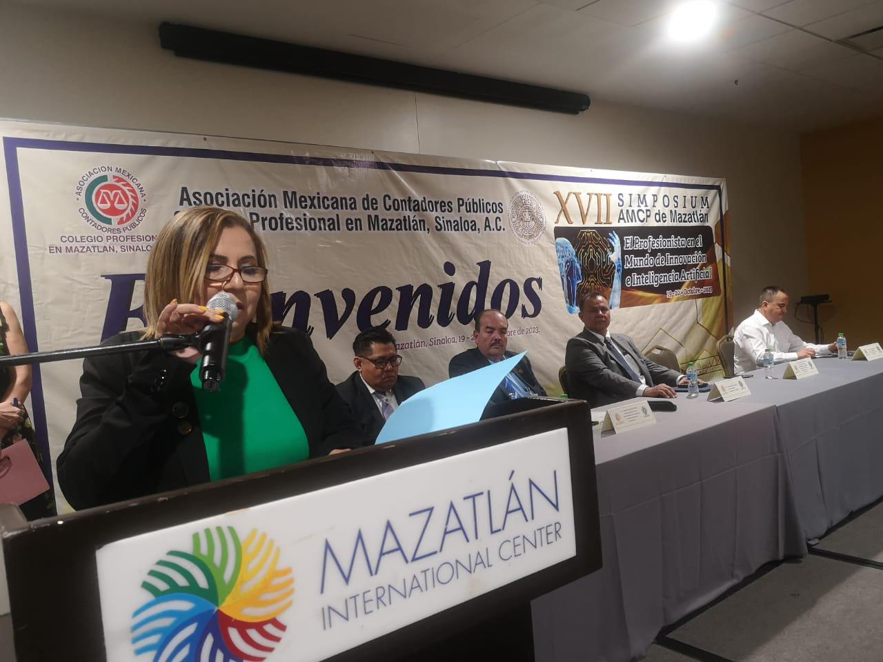 $!Realizan contadores simposium encaminado a la innovación e inteligencia artificial, en Mazatlán