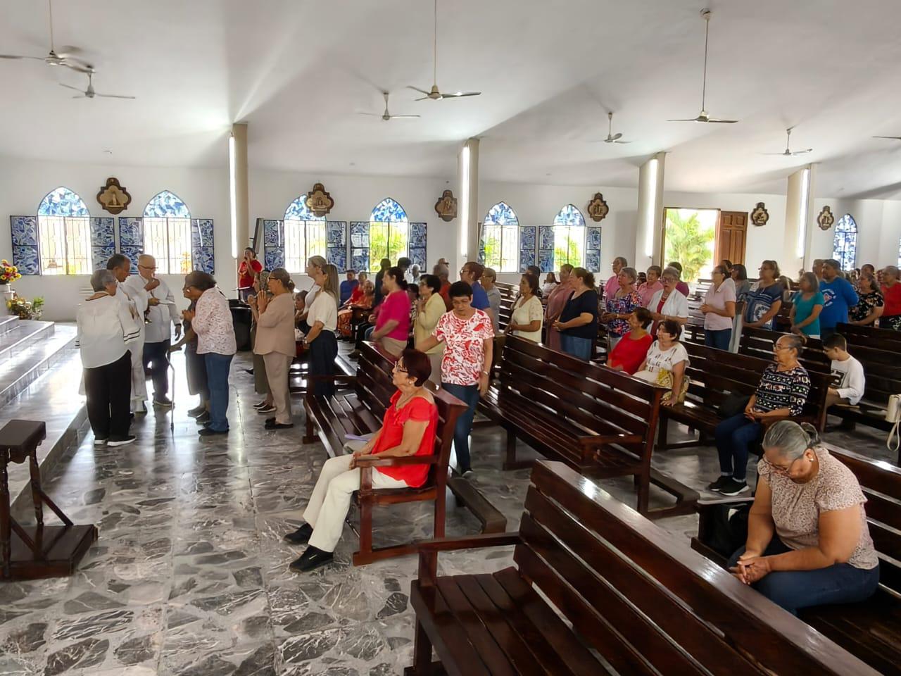 $!Celebran con fe y tradición al Sagrado Corazón en El Rosario