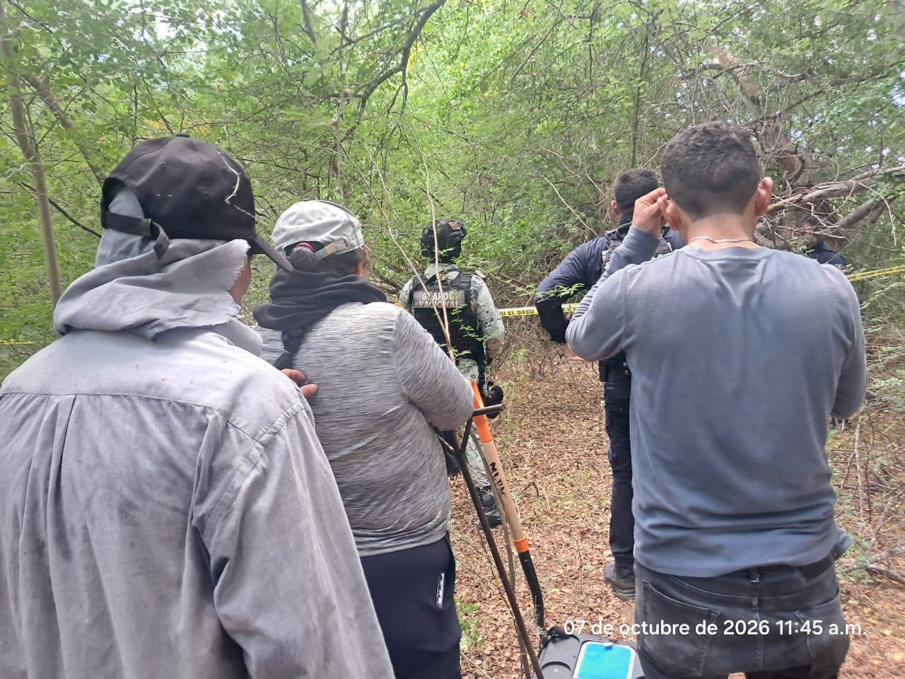$!Buscadoras reportan fosa con restos en Las Víboras y esperan casi 20 horas por autoridades
