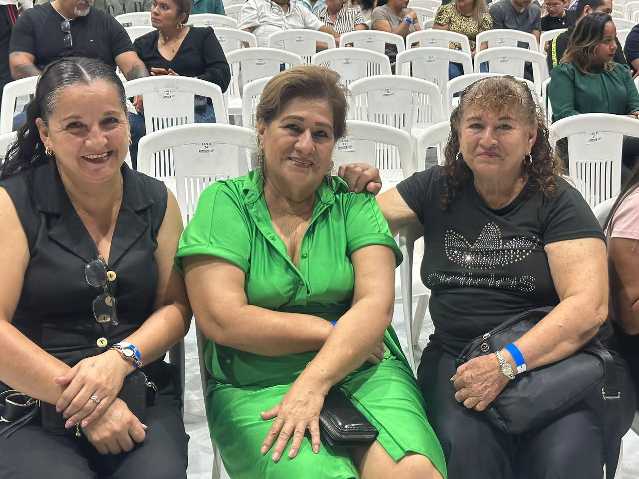 $!Mazatlán se llena de risas con la presentación de Los Incorregibles