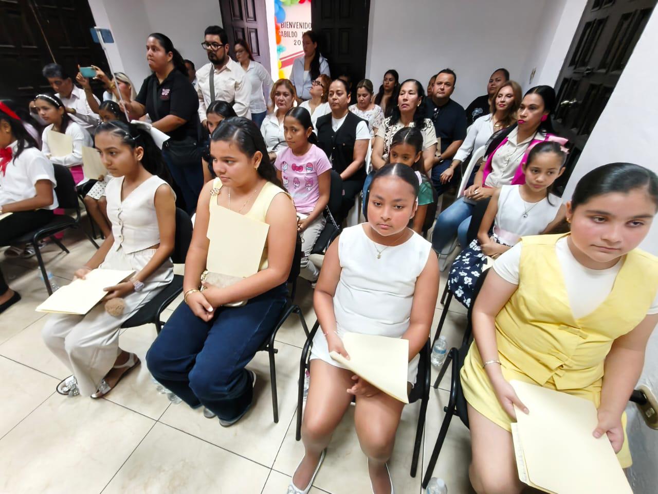 $!Cabildo Infantil, conformado principalmente por niñas, rindió protesta en sesión oficial en Rosario