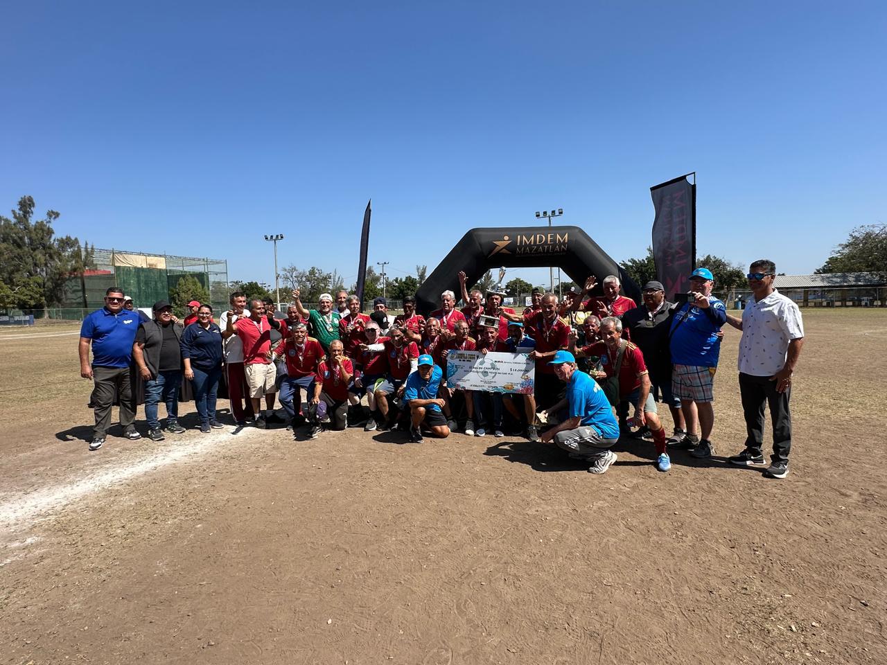 $!Navolato, Monterrey y Los Mochis reinan en el Torneo Nacional de Futbol de la Amistad Mazatlán 2026