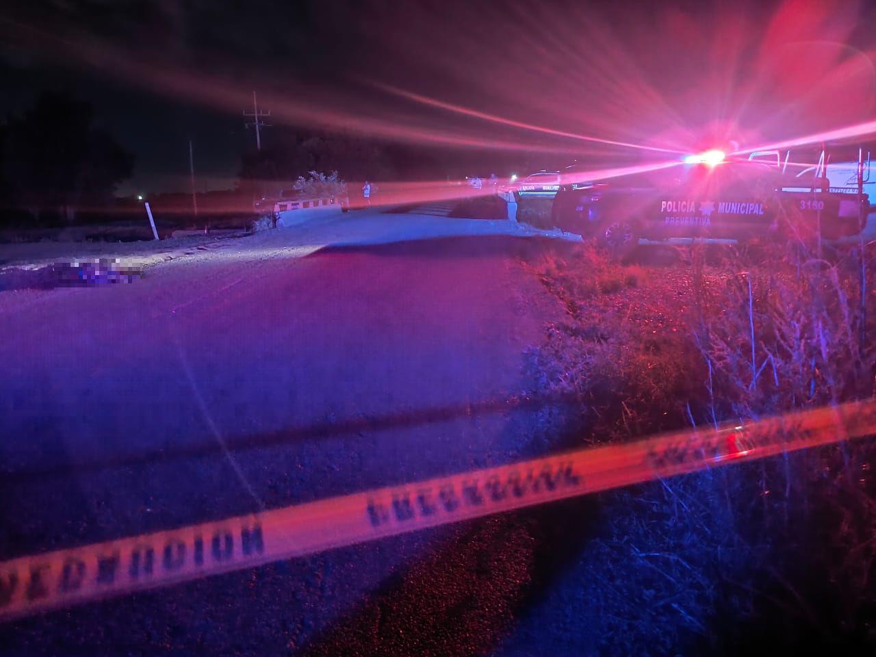 $!Hallan a un hombre asesinado y con mensaje en La Bebelama de San Pedro, Navolato