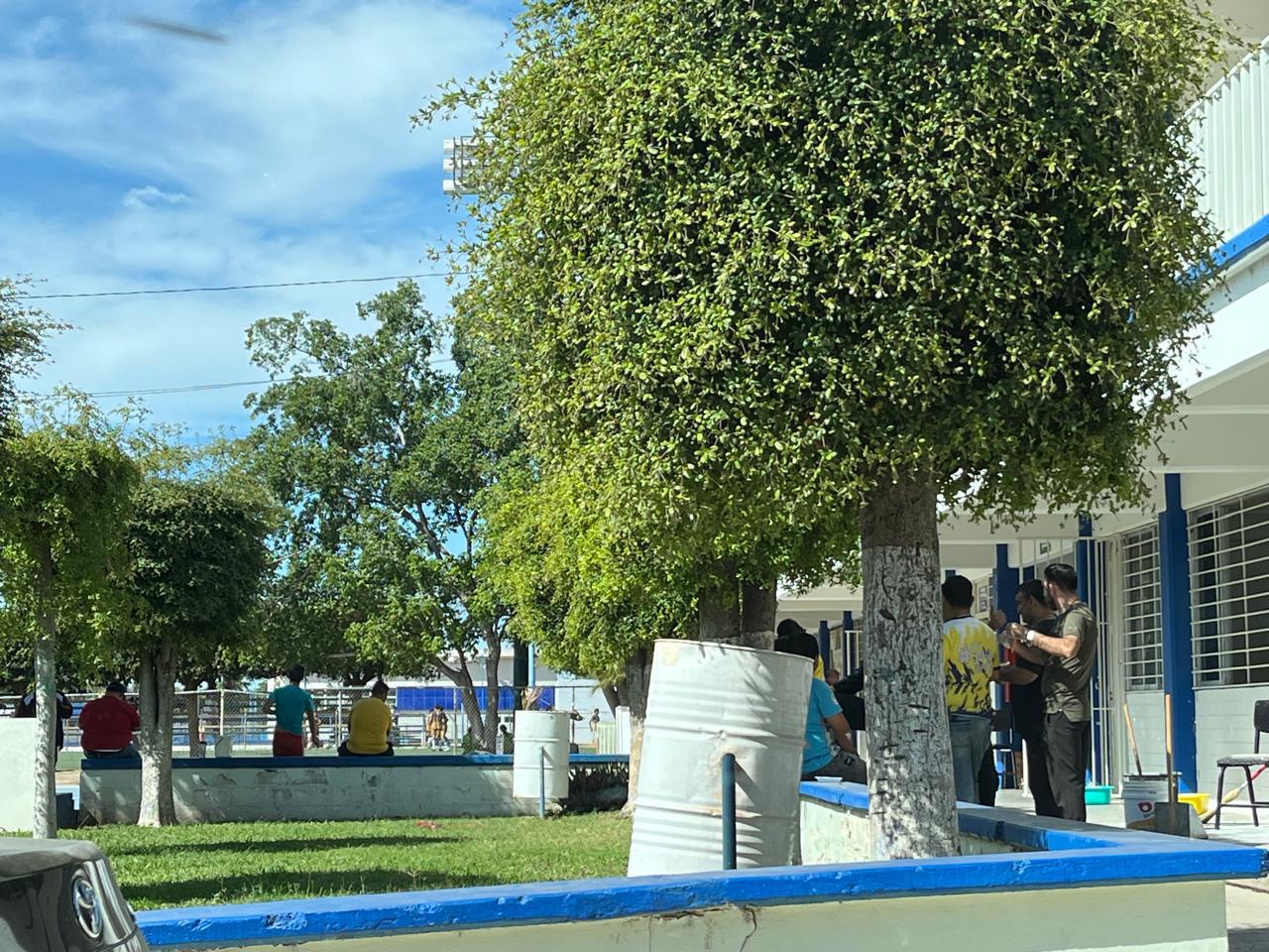 $!Supervisan instalaciones de Ciudad Universitaria de la UAS, en Culiacán, tras reporte de artefacto explosivo