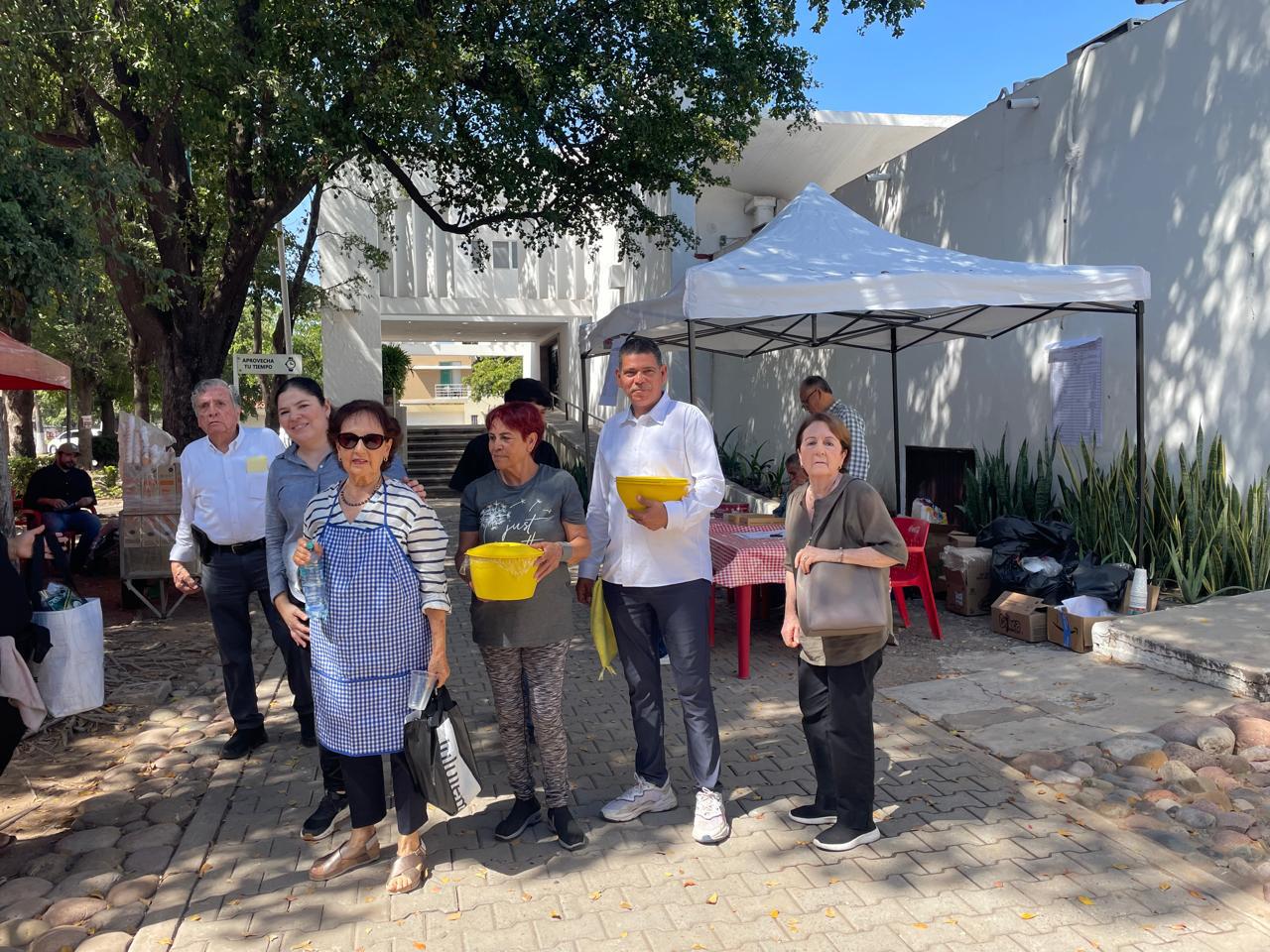 $!Vecinos de la Colonia Chapultepec, en Culiacán, se unen para construcción de velatorio