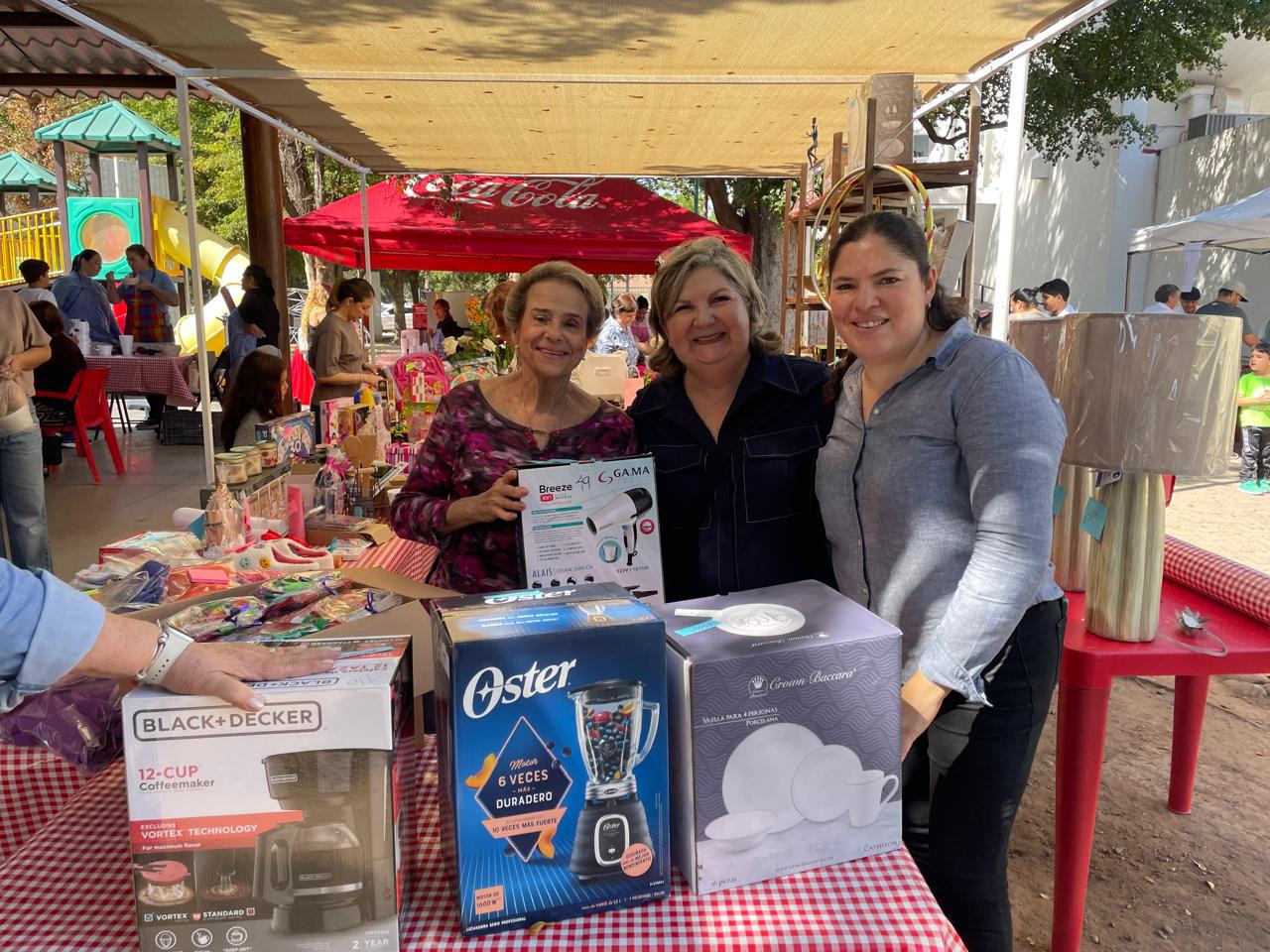 $!Vecinos de la Colonia Chapultepec, en Culiacán, se unen para construcción de velatorio