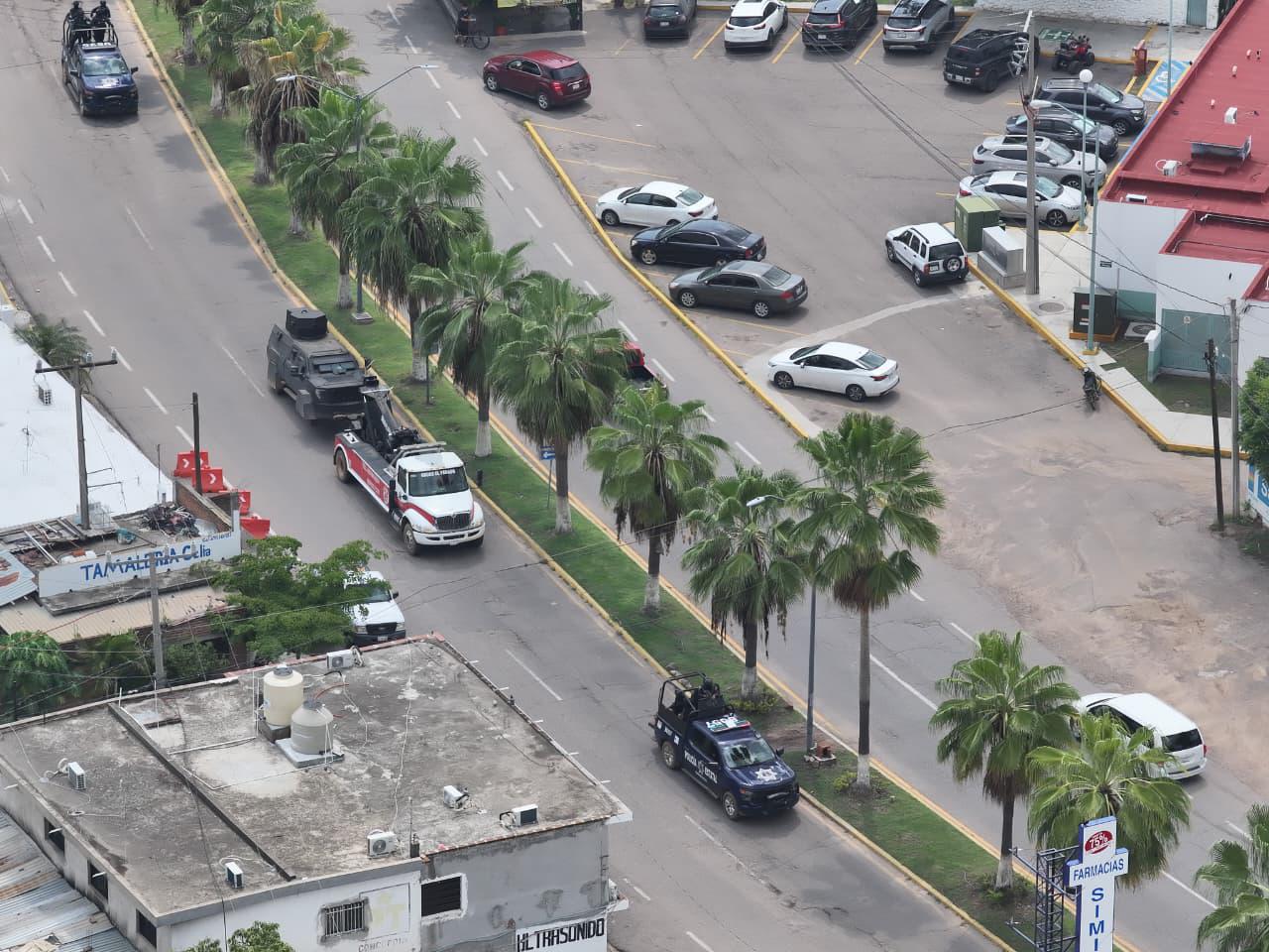 $!Decomisa GOES camioneta blindada tipo ‘monstruo’ dentro de una bodega en Concordia