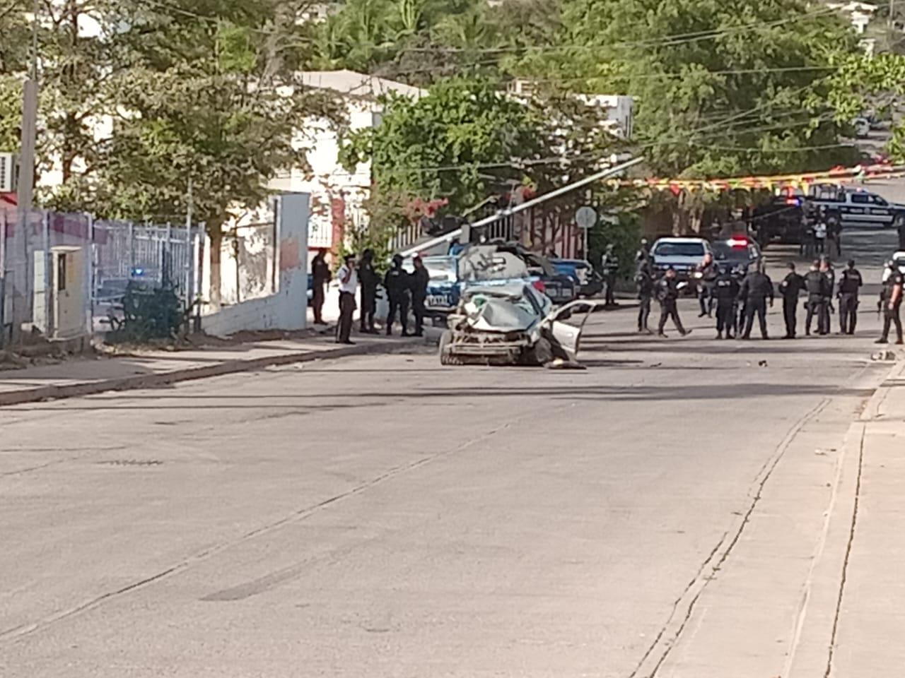 $!Choca patrulla contra vehículo cuando perseguía a grupo armado en Culiacán