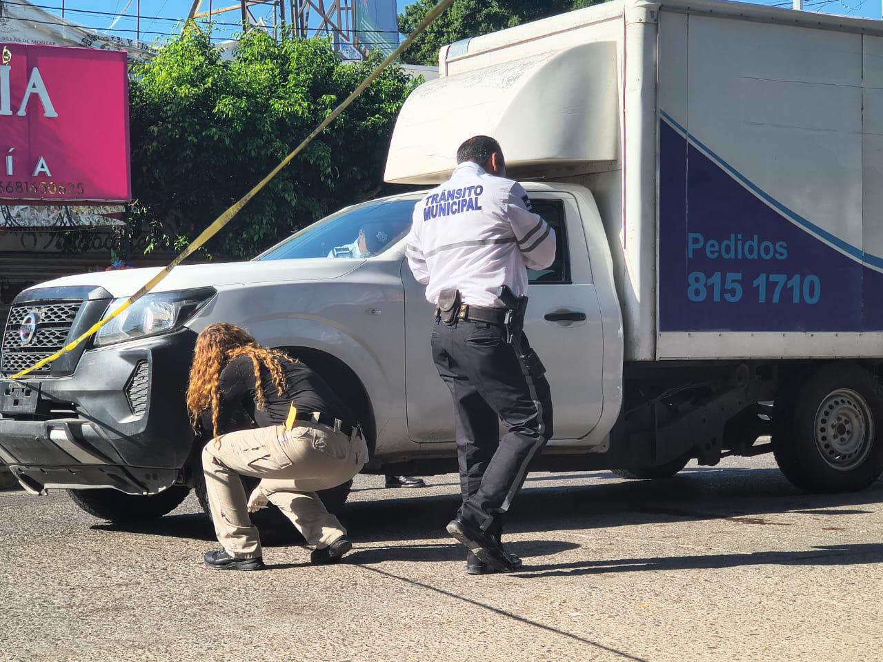 $!Mujer pierde la vida tras ser atropellada en el centro de Los Mochis; conductor huyó del sitio