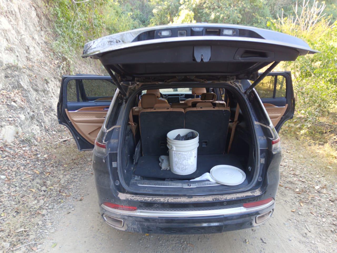 $!Asegura Marina precursores químicos en las inmediaciones de La Guamuchilera, Bacata y Tecomate, en Culiacán