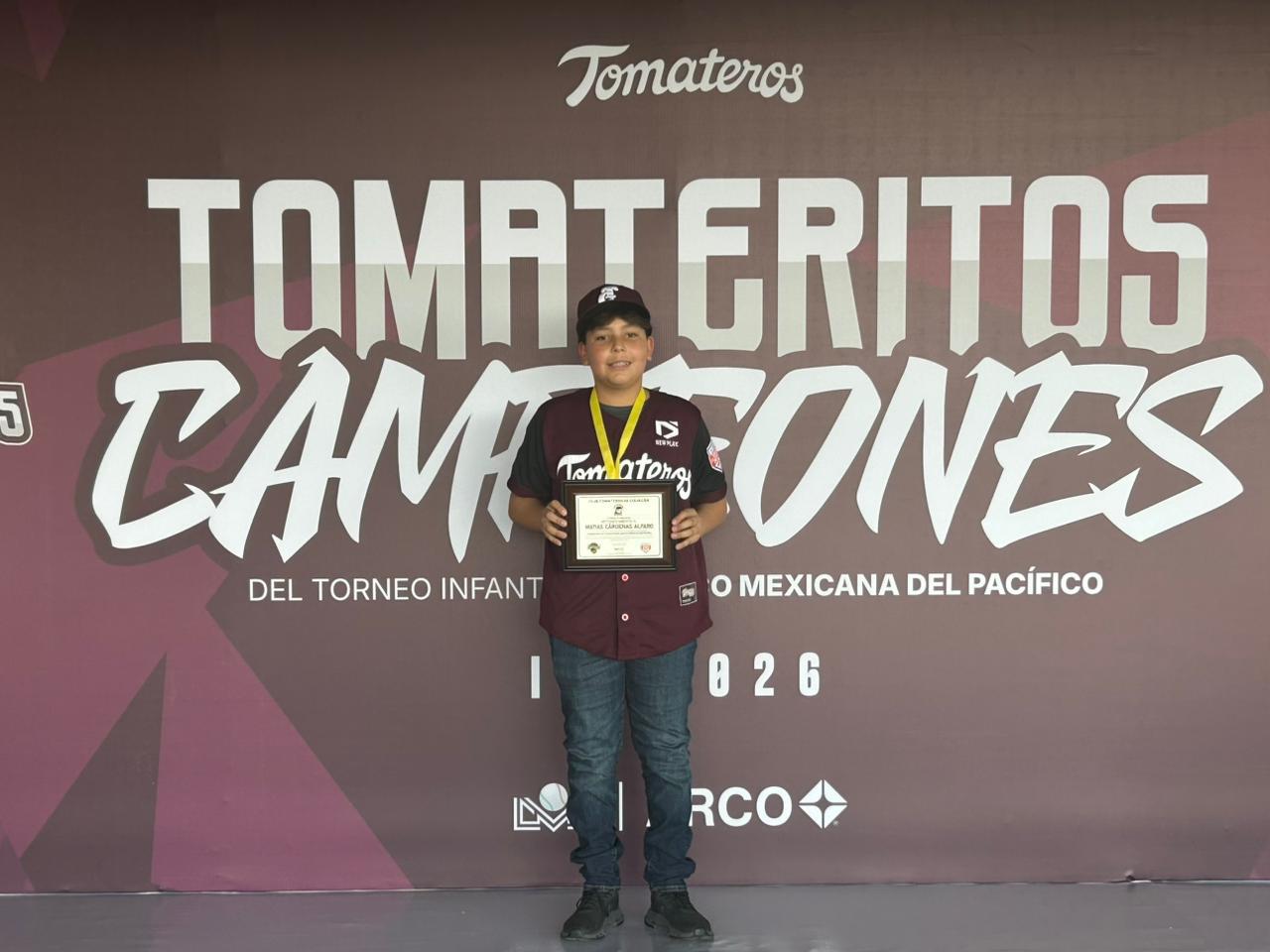 $!Recibe Club Tomateros a sus Tomateritos campeones tras triunfar en Ciudad Obregón