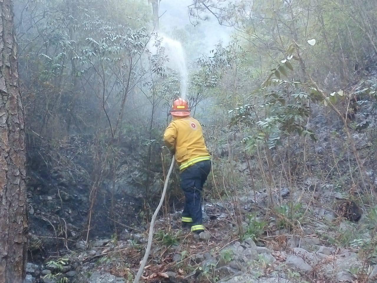 $!Incendio forestal en Nuevo León ha afectado a más de 8 500 hectáreas en la Sierra de Santiago