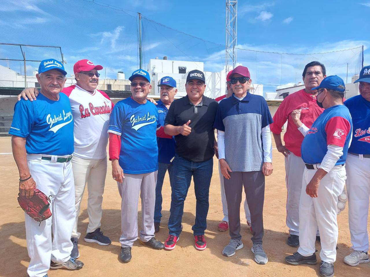 $!Inauguran Liga de Beisbol 65 y Mayores, en La Careada