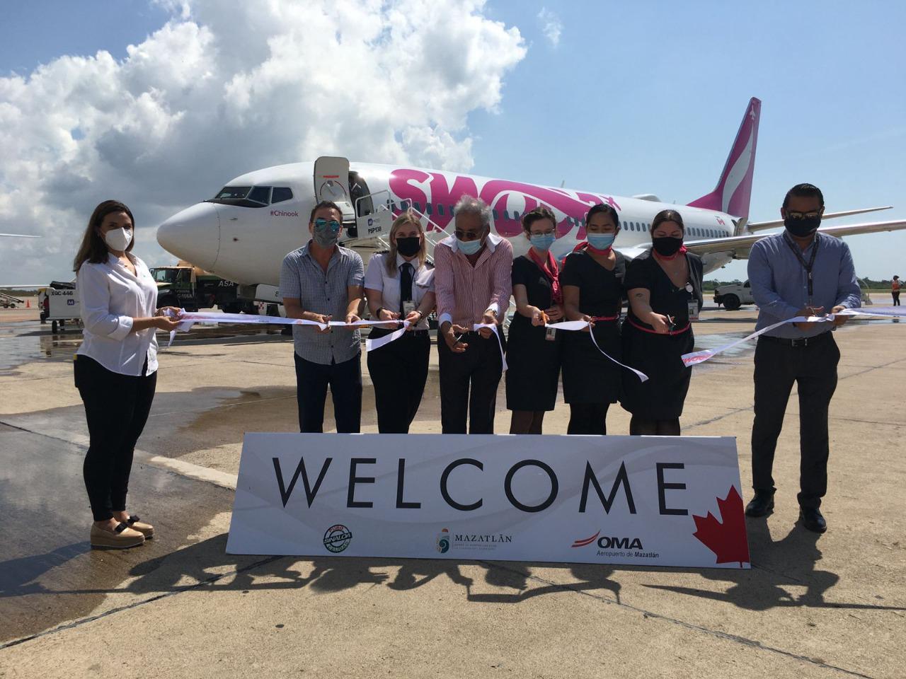 $!Inaugura Swoop ruta aérea Mazatlán-Edmonton, Canadá