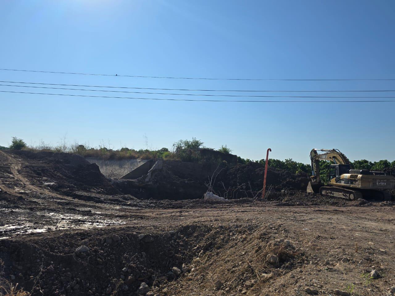 $!Difícil determinar cuando concluirá reparación de canal dañado de la Presa Santa María de Rosario: Módulo de Riego
