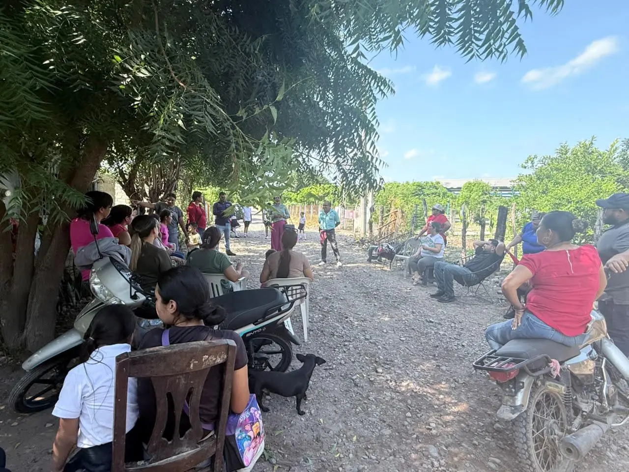 $!Padres de familia mantienen toma de primaria en Los Ojitos, en Rosario
