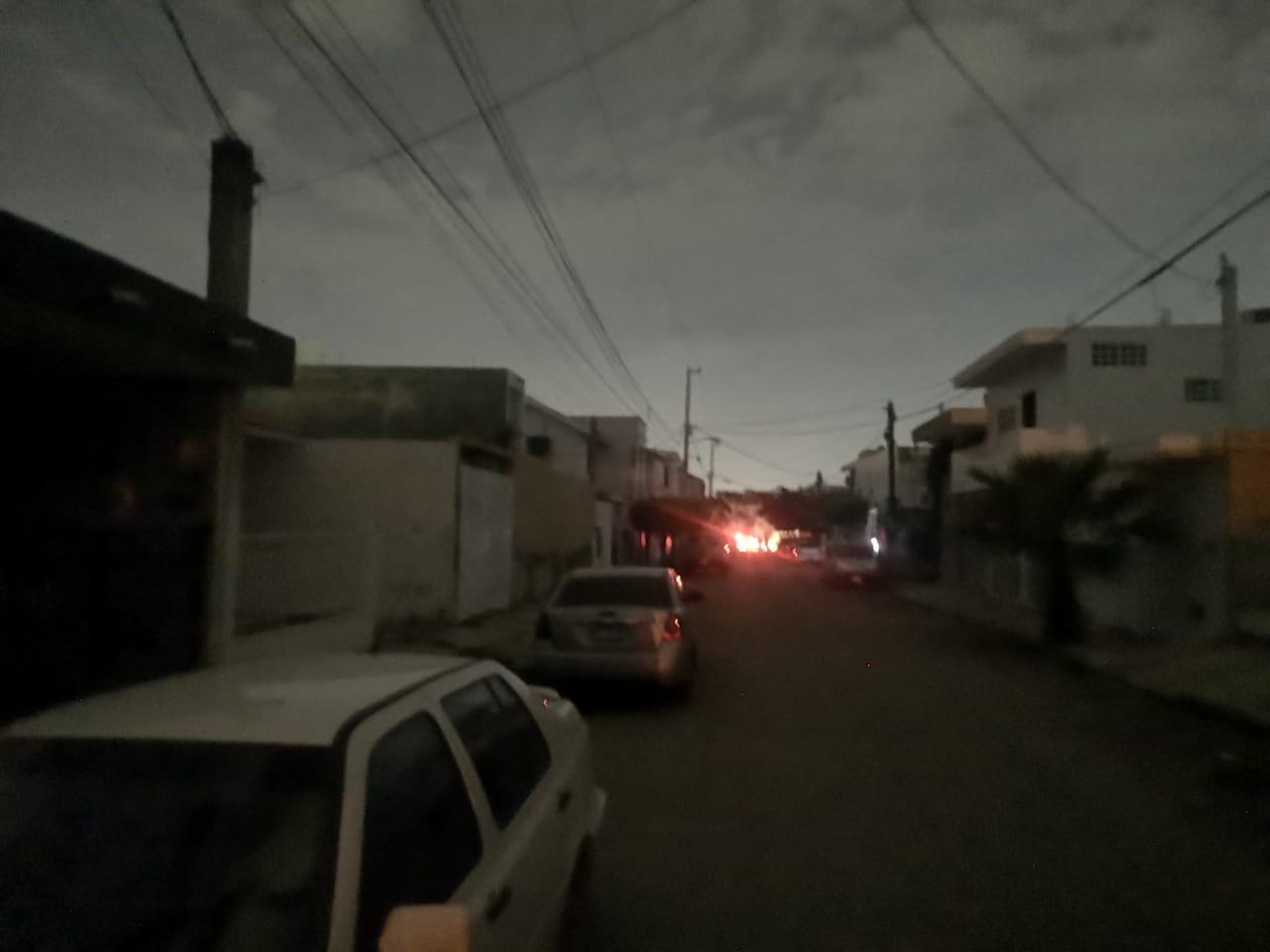 $!Apagones del fin de semana en Mazatlán habrían causado pérdidas por miles de pesos