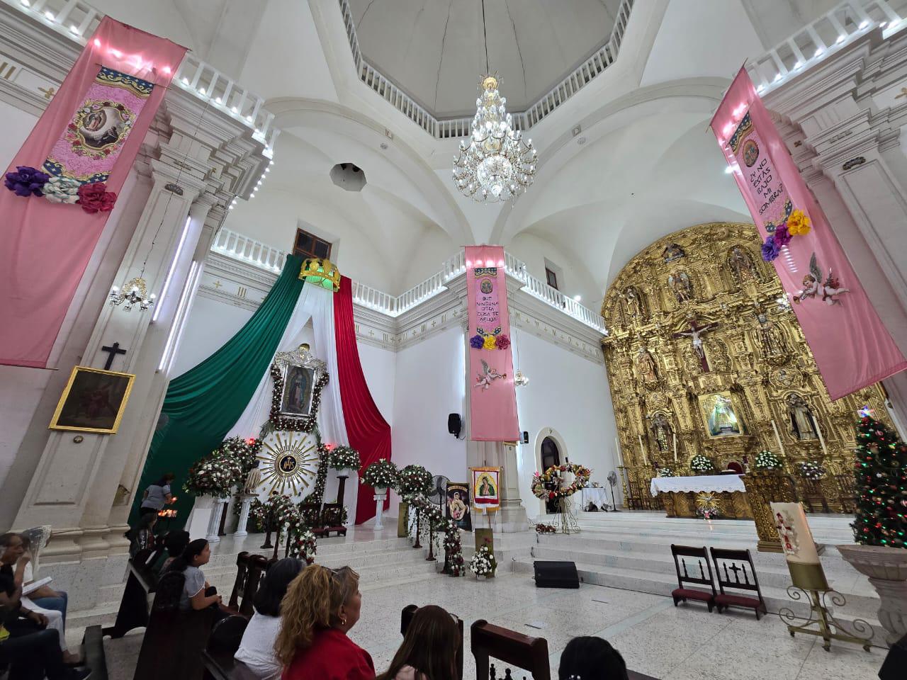 $!Entonan serenata y Mañanitas en honor a la Virgen de Guadalupe en Rosario