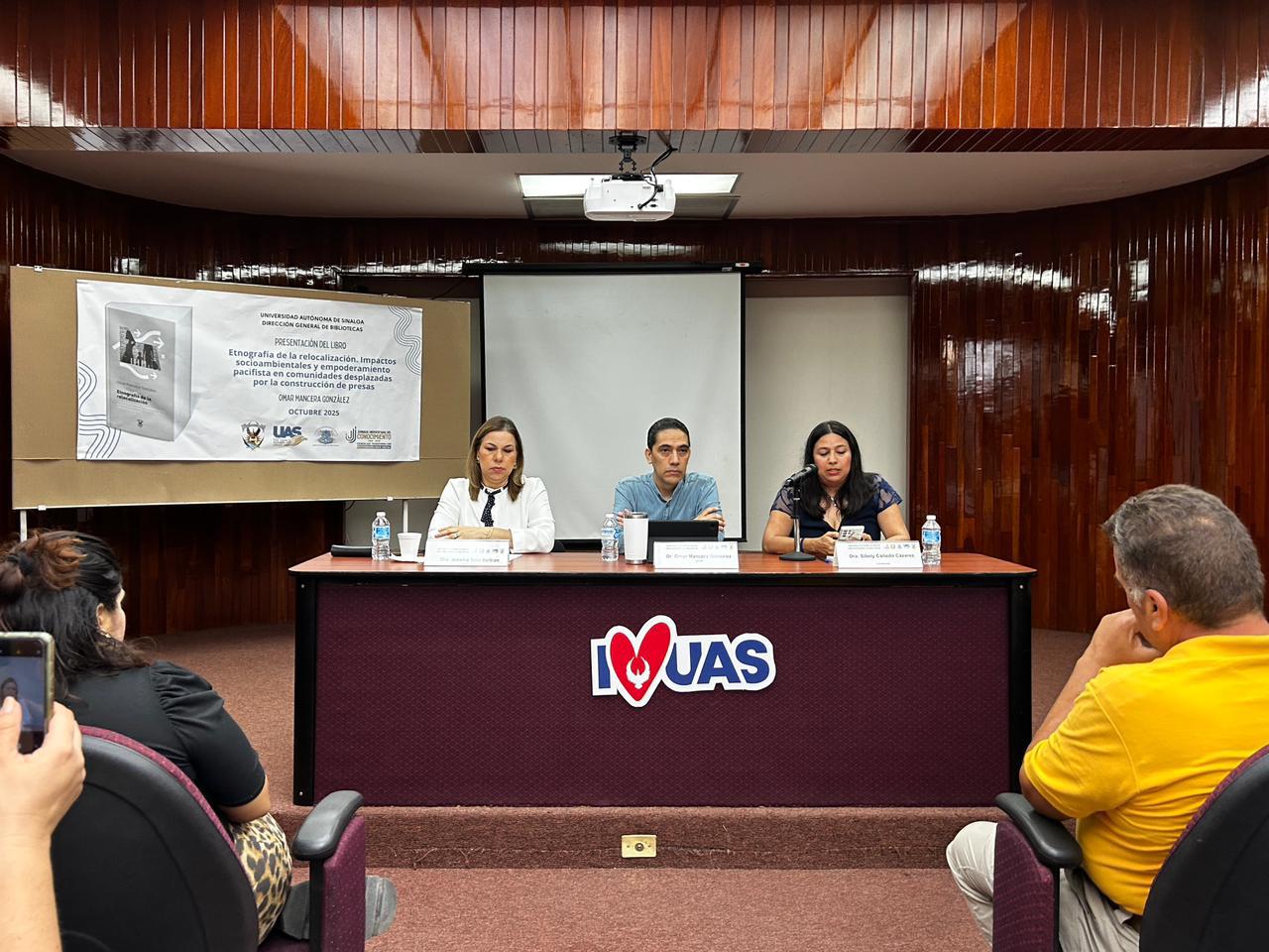 $!Realiza investigador estudio sobre el desplazamiento y su impacto por construcción de presas