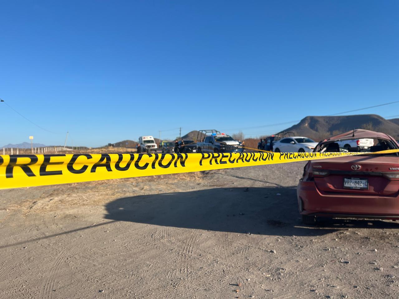 $!Muere Rafael después de volcar su vehículo en la carretera de El Salado, al sur de Culiacán