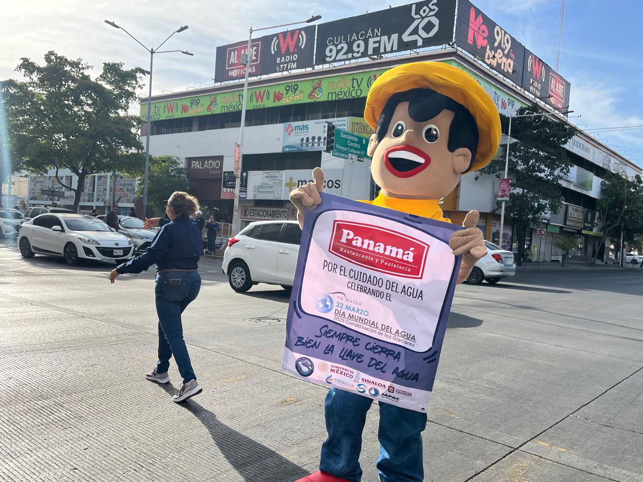 $!Arranca en centro de Culiacán la Jornada Medioambiental por el Día Mundial del Agua
