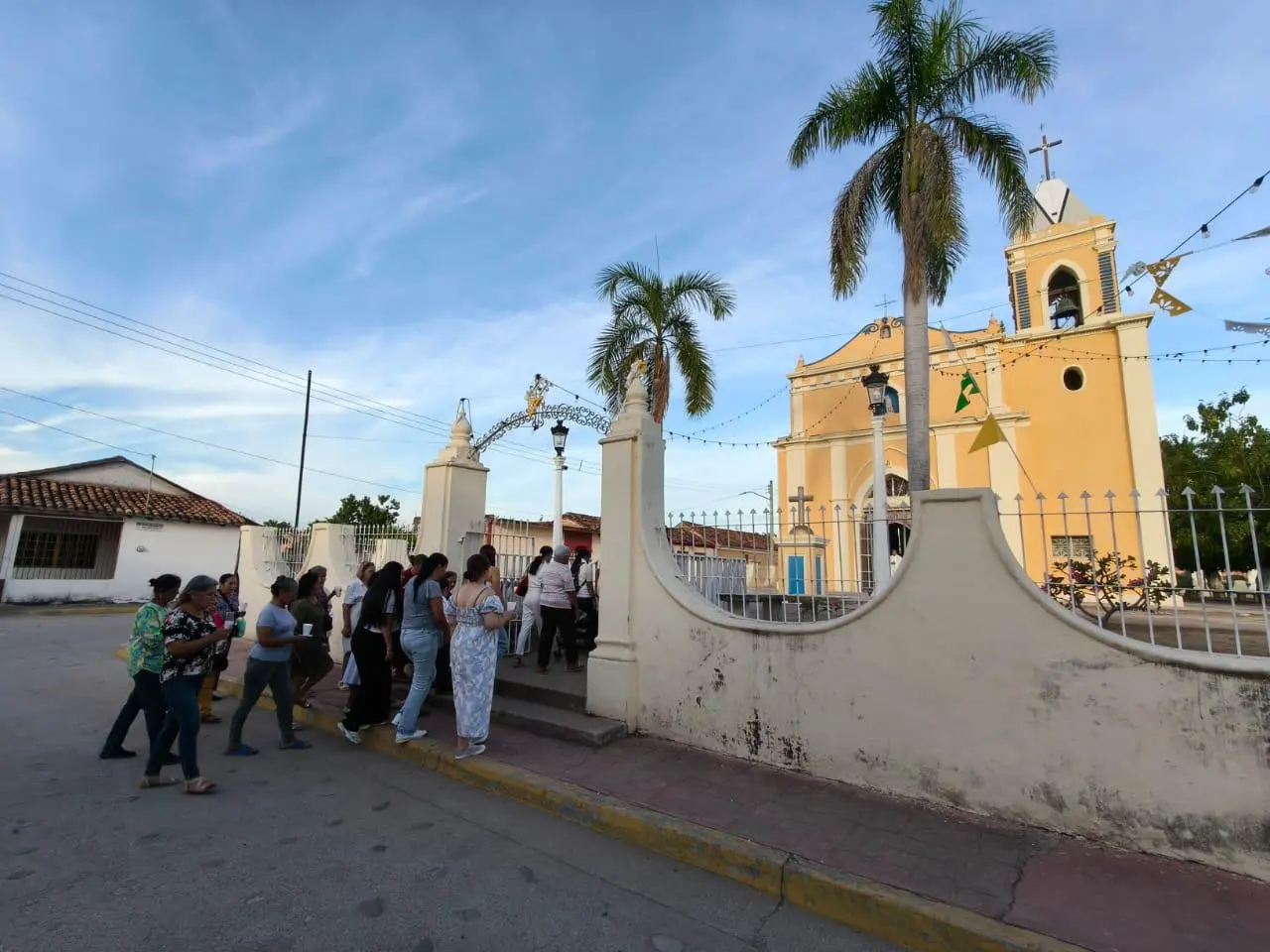 $!Fieles se niegan a dejar morir festividad de la Virgen de la Candelaria de El Jumate, en Rosario