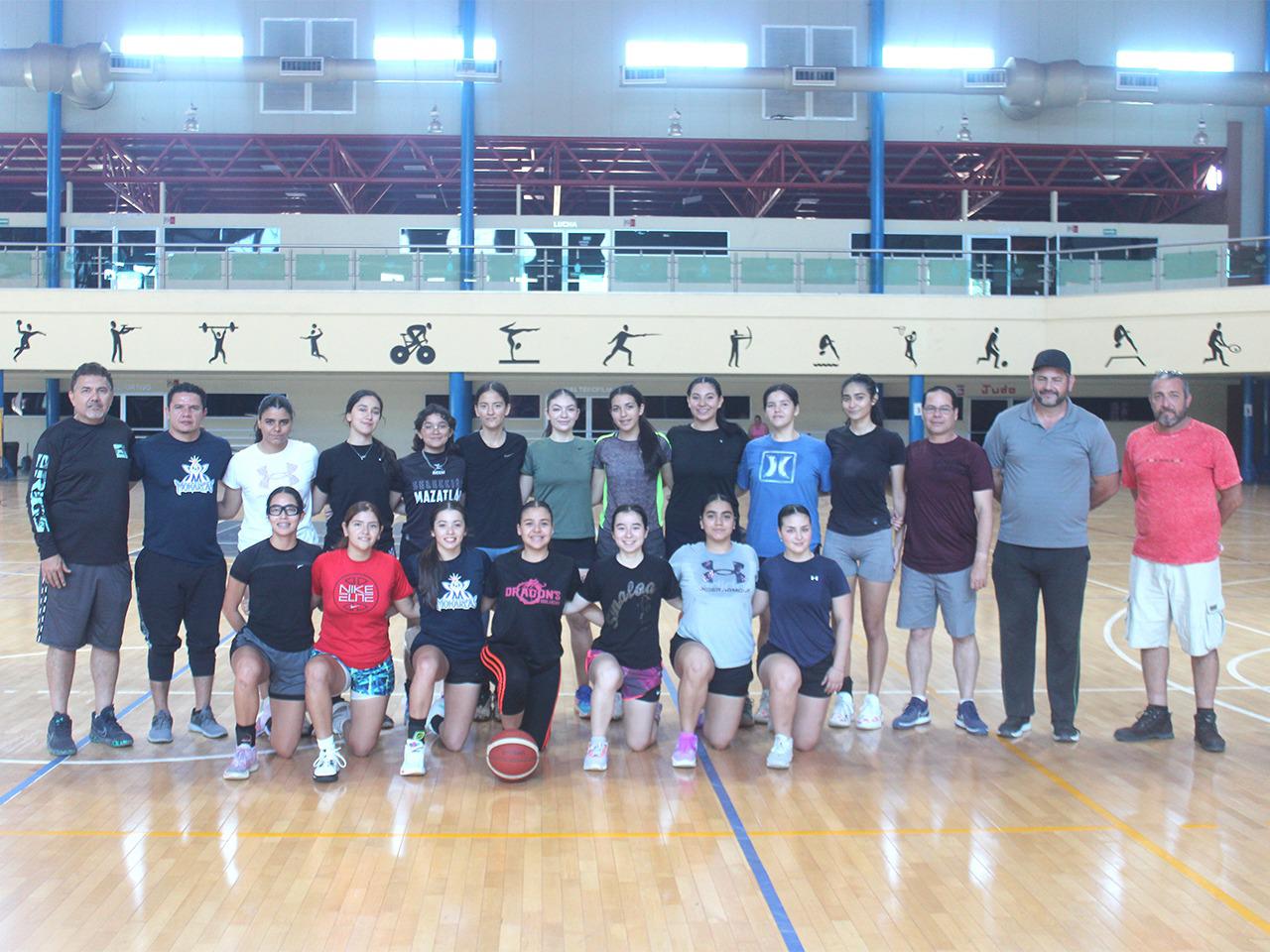 $!Se concentran selecciones Sinaloa de baloncesto rumbo a los Macro Regionales