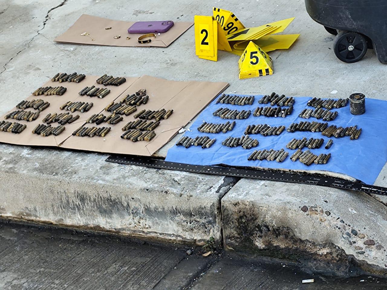 $!Balean domicilio en fraccionamiento al sur de Culiacán