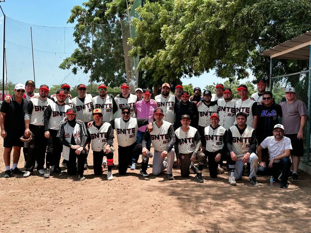 $!Auditoría-SAT y SNTE Sección 53 B son los campeones de Liga Burócrata Federal