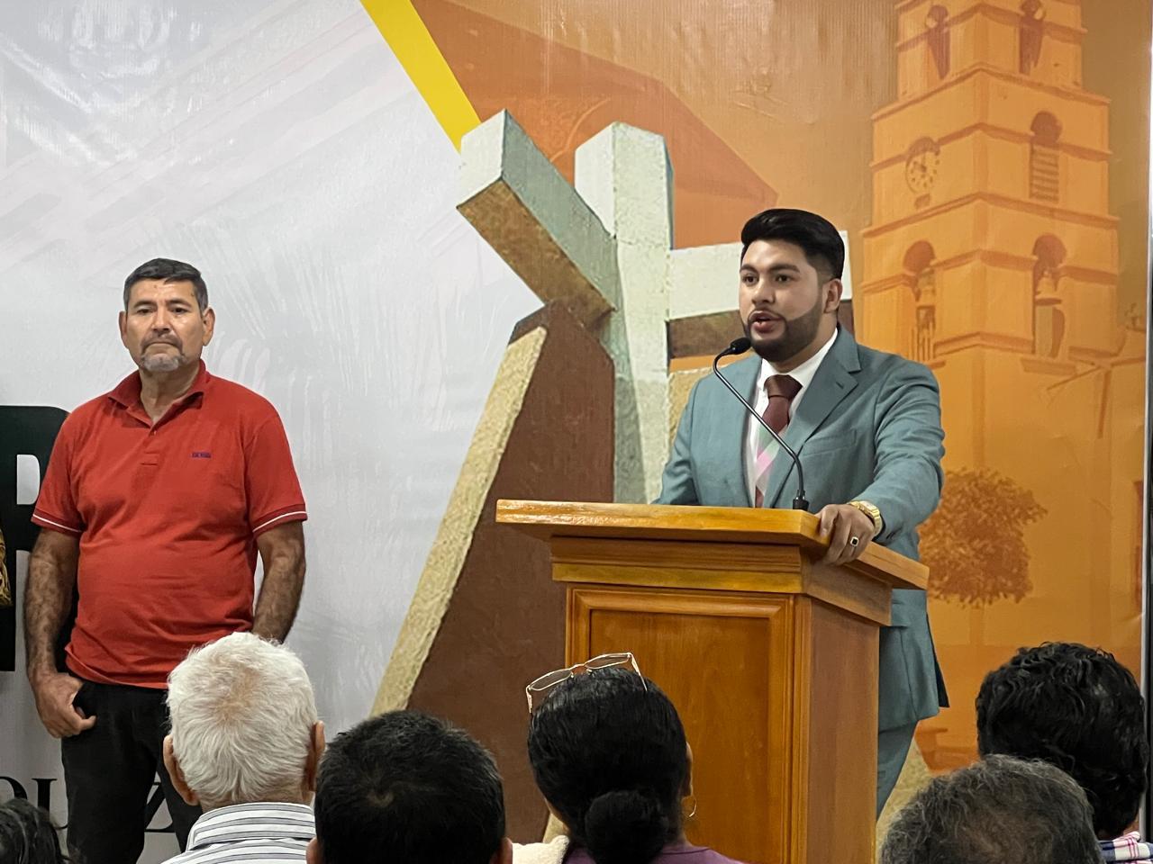 $!Entregan 50 colchones a personas desplazadas por la violencia en Elota; fueron comprados del sueldo del Alcalde