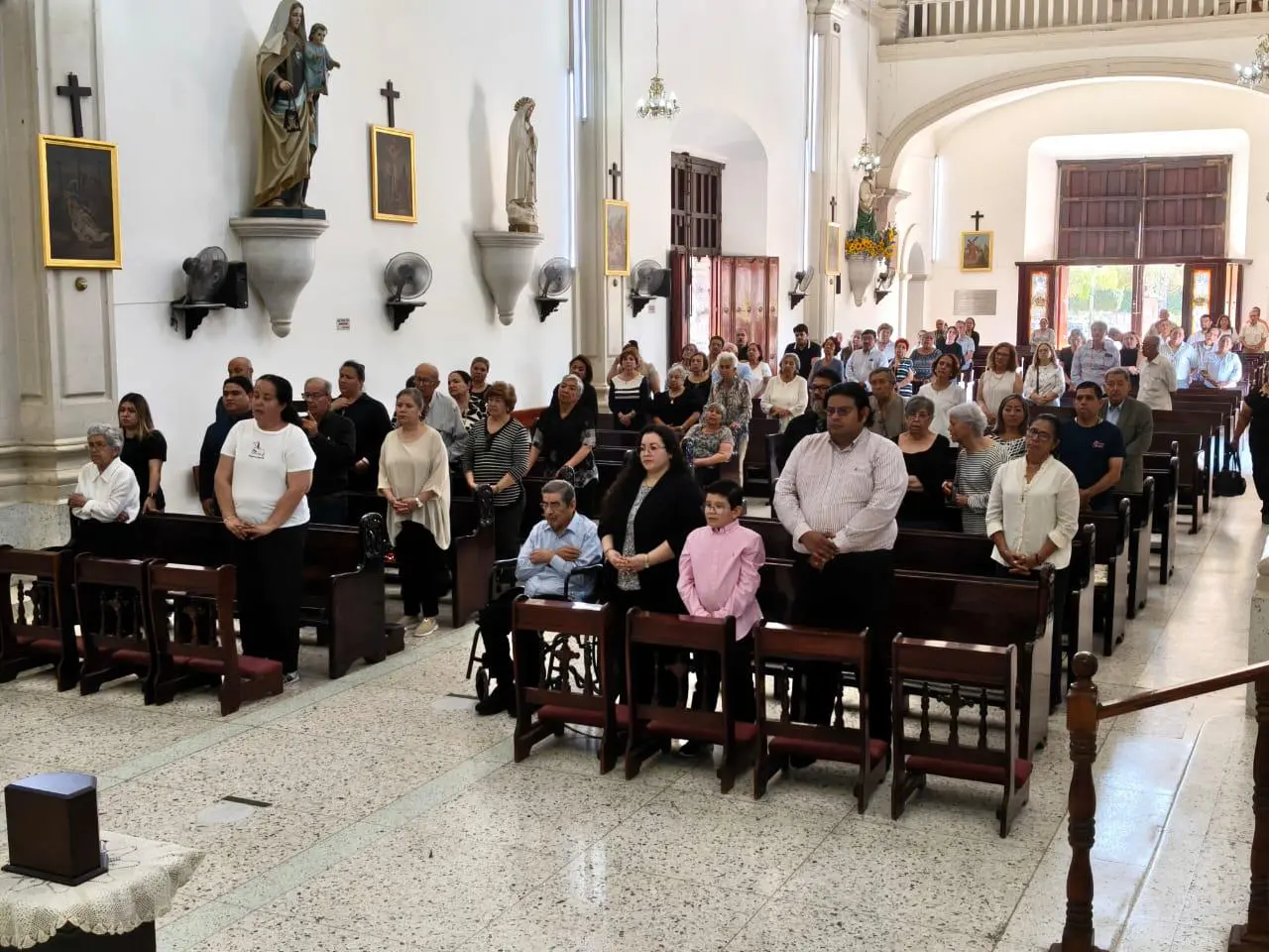 $!Celebran misa en Rosario por el descanso de la empresaria Martha Solorza