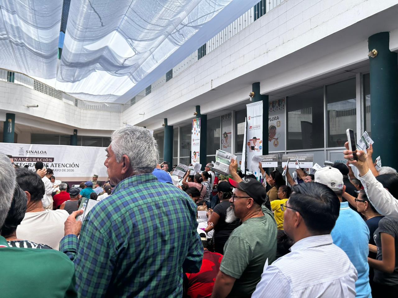 $!Prometen oficina de CFE en Villa Juárez tras protesta por altos cobros de luz