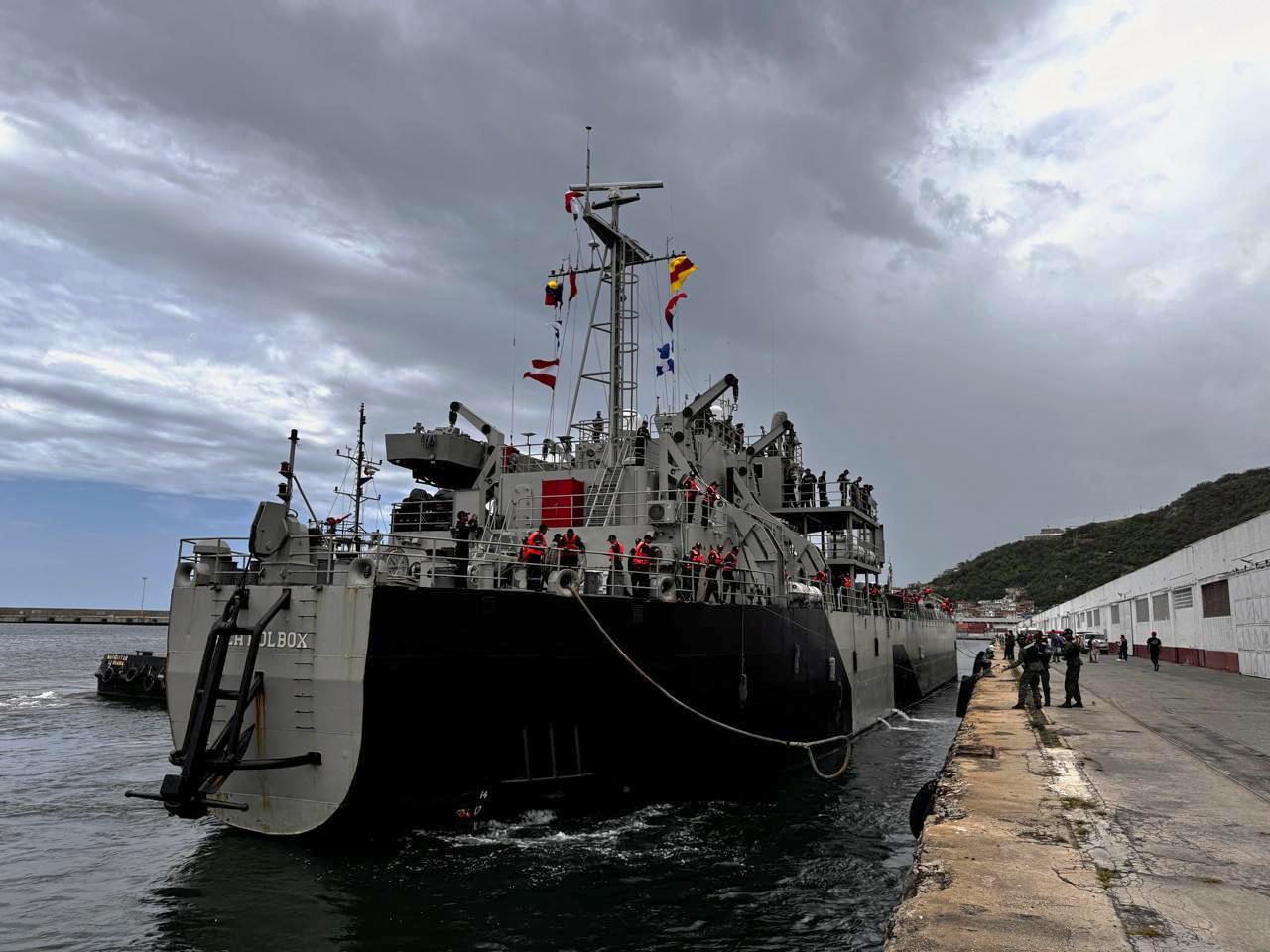$!Arriban a Venezuela buques de la Armada de México con ayuda humanitaria para apoyar la recuperación de las comunidades afectadas