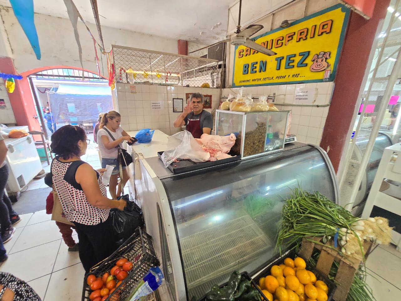 $!Tienen carniceros en el mercado municipal de Rosario buenas ventas de Fin de Año
