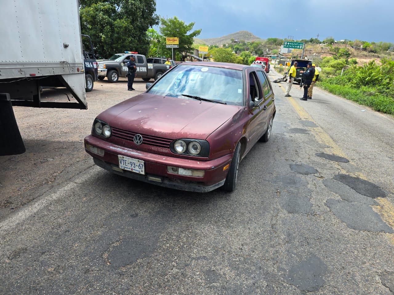 $!Motociclista resulta herido de gravedad tras carambola en Rosario