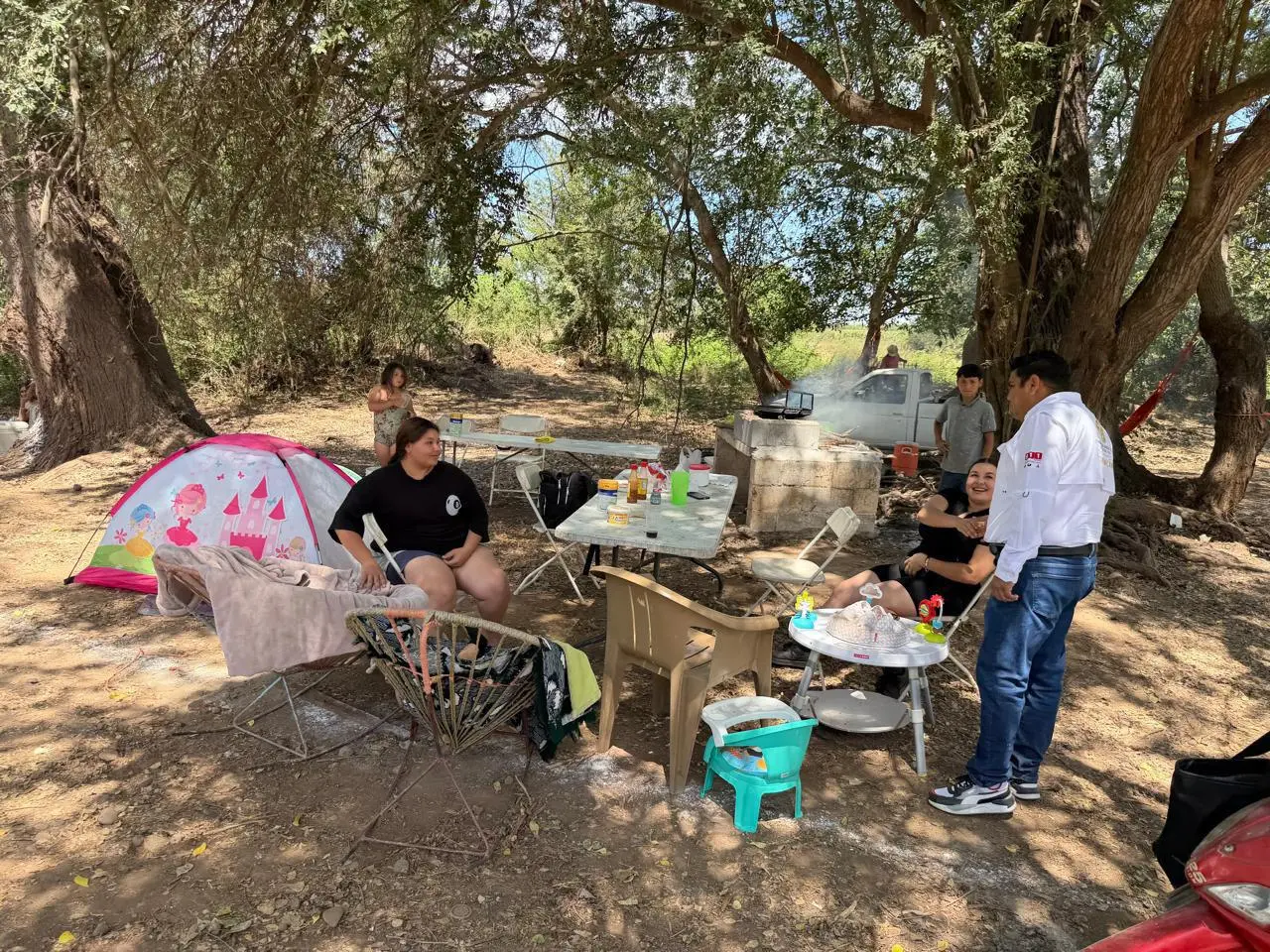 $!Balnearios de Culiacán concentran a 15 mil visitantes en Jueves Santo