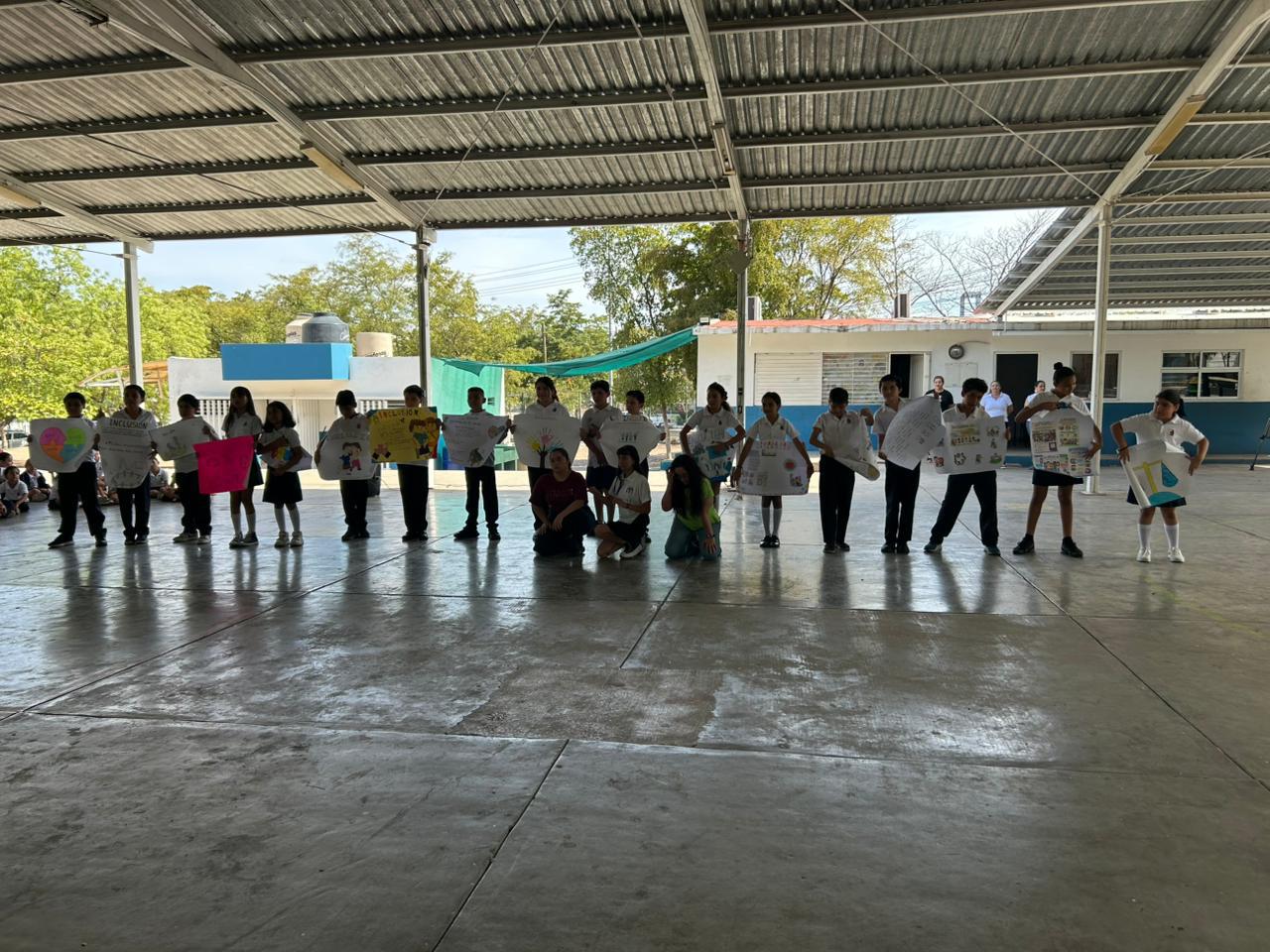 $!Héroes en Acción: Alumnos de la Primaria 5 de Febrero en Culiacán promueven la inclusión y el respeto