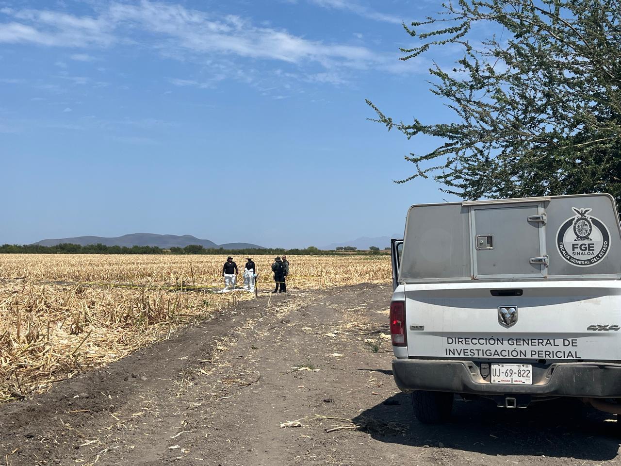 $!Colectivas de Madres Buscadoras localizan osamenta en una fosa clandestina en El Alhuate, en Culiacán