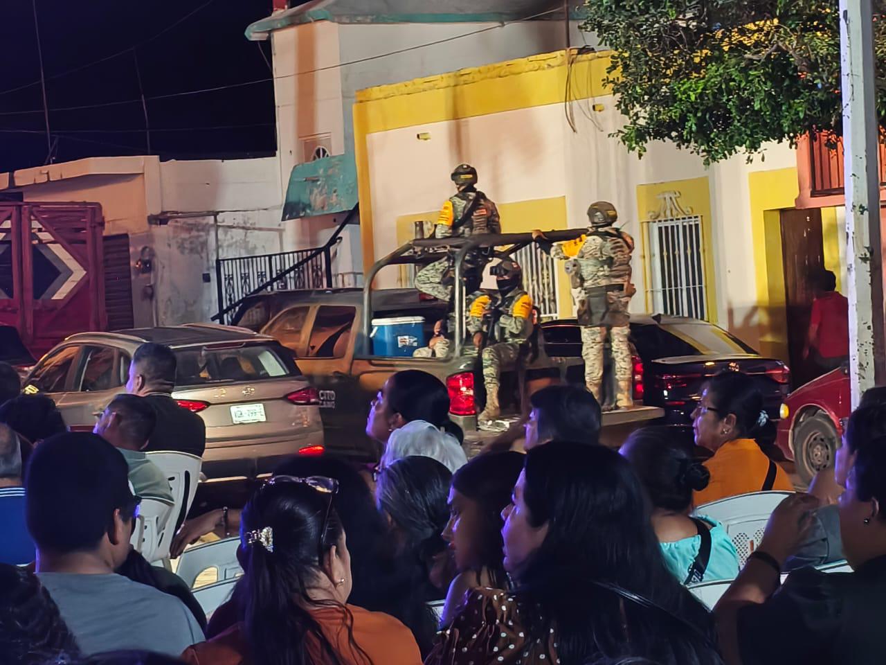 $!Con un espectáculo musical, homenajes y pirotecnia celebraron el 371 Aniversario de la fundación de El Rosario