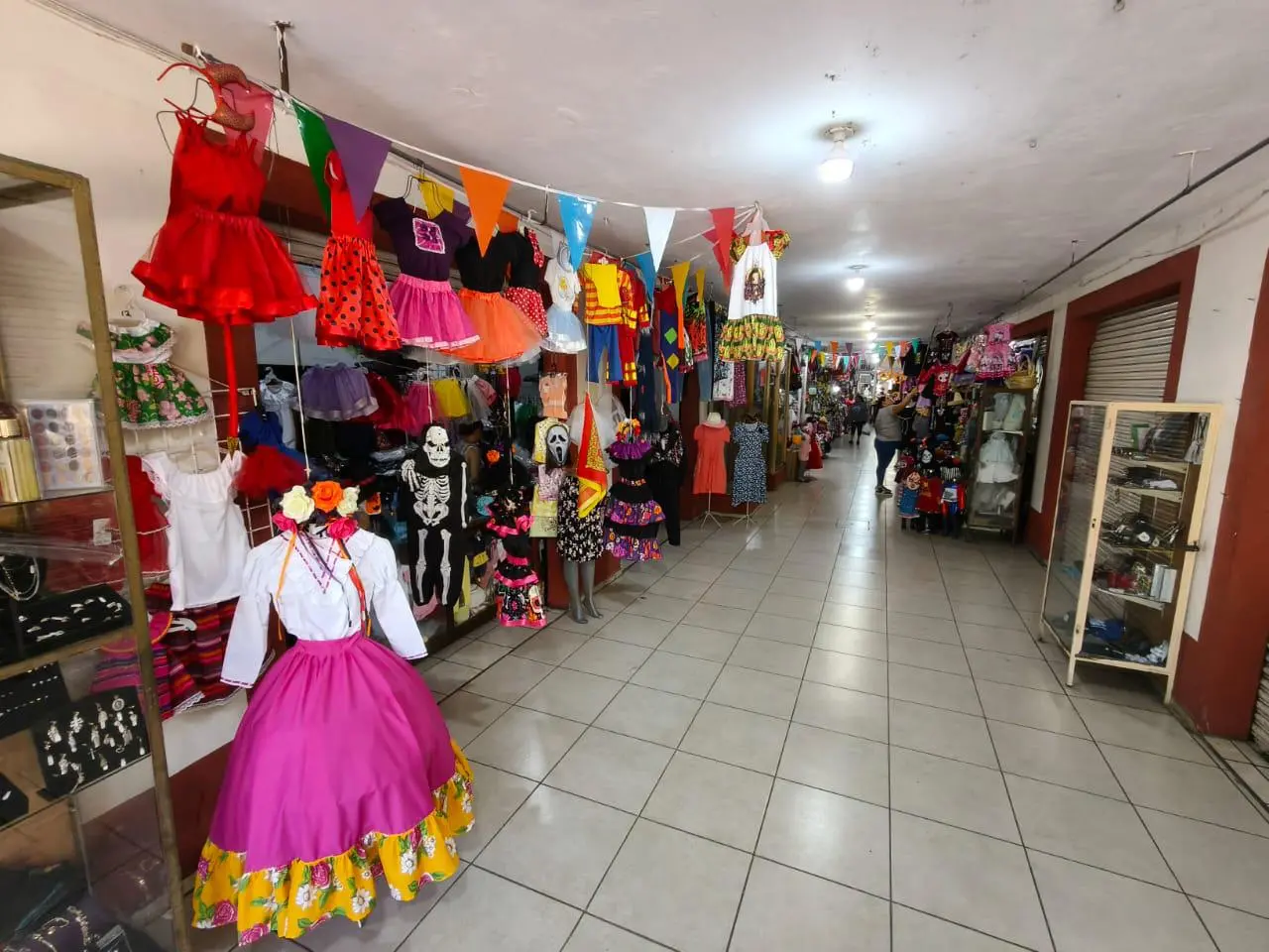 $!Comerciantes del mercado municipal de Rosario reportan ventas al 30% y piden ajustar operativos de seguridad