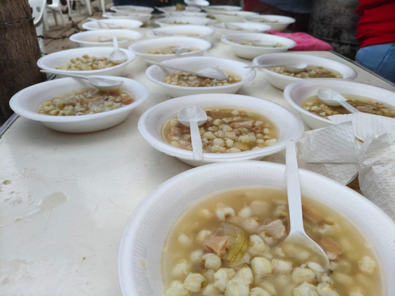 $!Los Guerra ofrecen el primer comelitón siguiendo el espíritu acogedor de su abuelita Margarita en Chametla