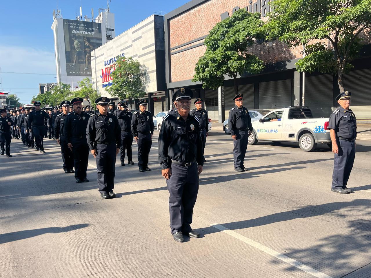 $!Celebran Bomberos de Culiacán su día con necesidad de más estaciones, personal y equipo