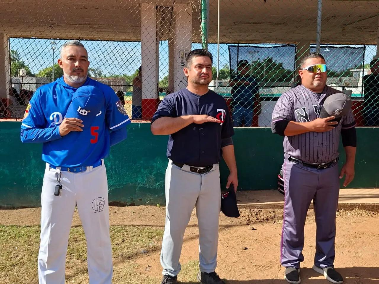 $!Inauguran temporada de Liga Magisterial 2025-2026 en Mazatlán